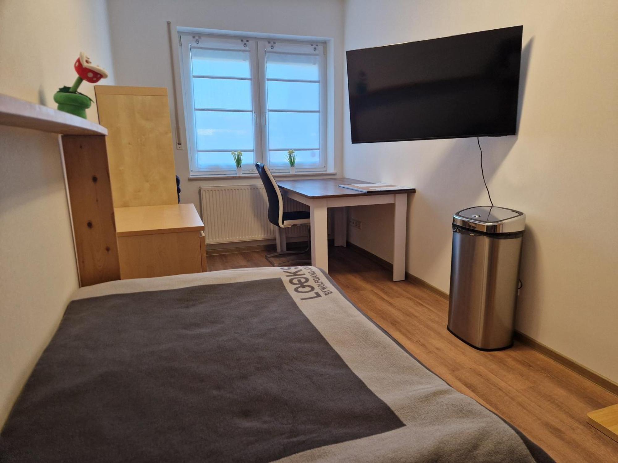 Einzelzimmer In Ruhiger Lage --- Check-In Mit Schluesselkasten メッペン エクステリア 写真